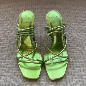 JLO Green metallic heel